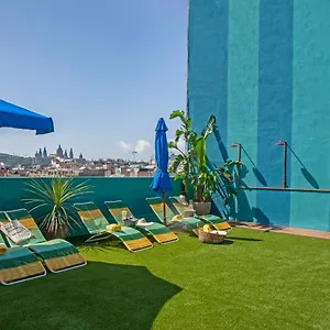 Chic & Basic Velvet Hotell